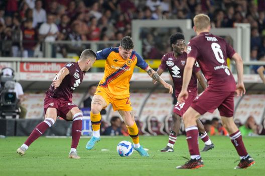 Getty Images Mkhitaryan il dubbio per Tirana. Su Matic si inserisce il Fulham mentre sfuma Kamara- immagine 2