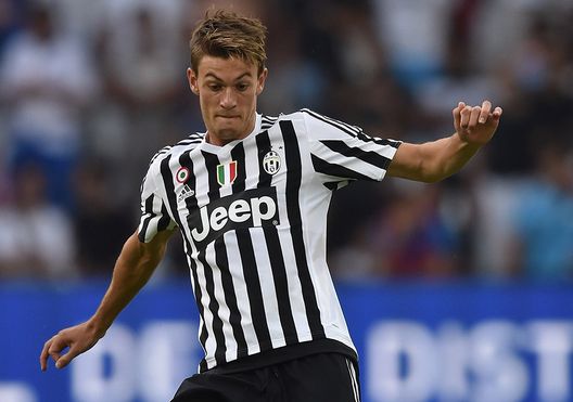 Daniele Rugani, pronto a scendere in campo con la maglia della Juve dal primo minuto. 