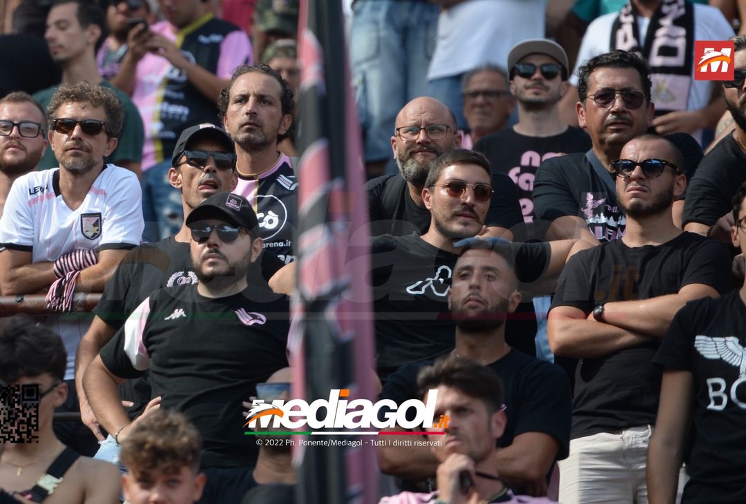 FOTOTIFO, Reggina-Palermo 3-0: i tifosi allo stadio “Oreste Granillo” (Gallery) - immagine 23