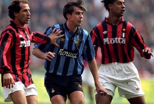Nicola Berti durante un derby milanese del 1992-93 Nicola Berti e il derby con i milanisti: “A volte dovevo cambiare marciapiede…”- immagine 2