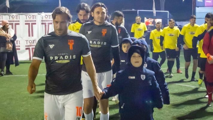 Totti ancora top...anche contro la sua Roma Totti ancora top...anche contro la sua Roma