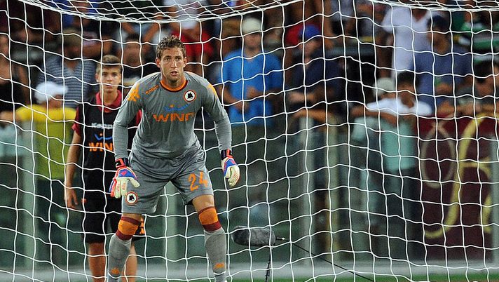 Ajax, Stekelenburg si ferma per infortunio: rischia di non scendere in campo contro la Roma  Ajax, Stekelenburg si ferma per infortunio: rischia di non scendere in campo contro la Roma