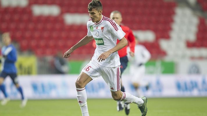 Palermo: l’attaccante Norbert Balogh in città. Sostenute le visite mediche Palermo: l’attaccante Norbert Balogh in città. Sostenute le visite mediche