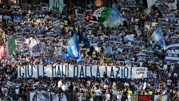 Lo striscione della Curva Nord della Lazio Lo striscione della Curva Nord della Lazio