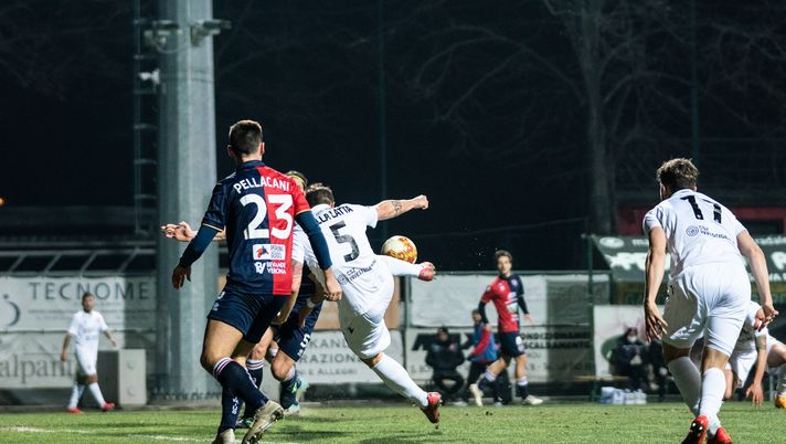 Della Latta in azione contro la Virtus Verona, foto Luca Taddeo 