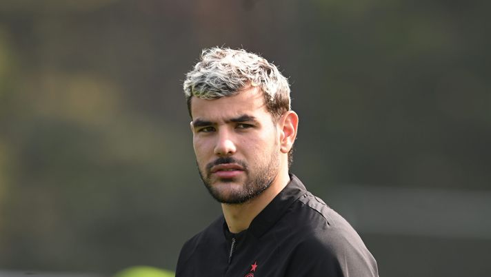 Offese choc sotto il post di Theo Hernandez: scoppia la polemica social - immagine 1