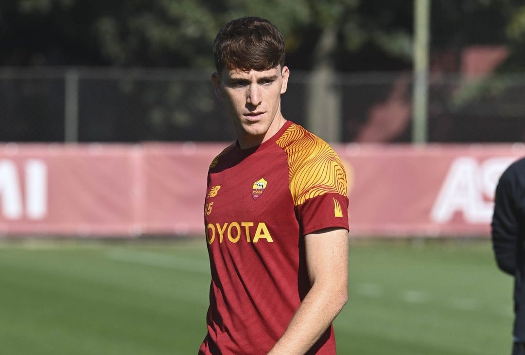 Trigoria, Karsdorp e Zaniolo ancora in gruppo. Kumbulla a parte – FOTO GALLERY - immagine 19