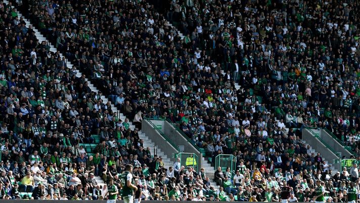 Derby di Edimburgo, stadio sold out: se non vieni allo stadio, scambia il tuo biglietto! HIBERNIAN SOLD OUT PER IL DERBY