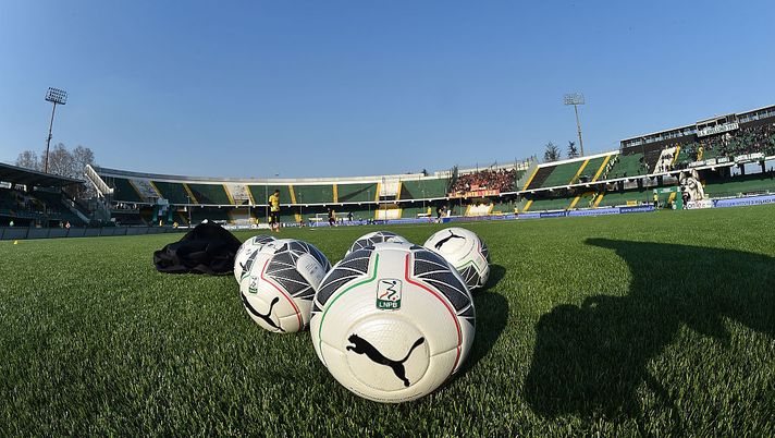 AVELLINO, ITALY - DECEMBER 10: General view of Stadio Partenio prior the Serie B match between US Avellino and Benevento Calcio at Stadio Partenio on December 10, 2016 in Avellino, Italy. (Photo by Giuseppe Bellini/Getty Images) AVELLINO, ITALY - DECEMBER 10: General view of Stadio Partenio prior the Serie B match between US Avellino and Benevento Calcio at Stadio Partenio on December 10, 2016 in Avellino, Italy. (Photo by Giuseppe Bellini/Getty Images)