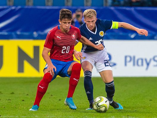 Hlozek (getty images) Hlozek (getty images)