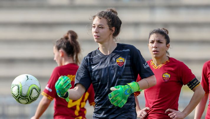 ROME, ITALY - JANUARY 26: Goalkeeper Camelia Ceasar of AS Roma during the Women Serie A match between AS Roma and ACF Fiorentina at Stadio Tre Fontane on January 26, 2020 in Rome, Italy. (Photo by Giampiero Sposito/Getty Images) 