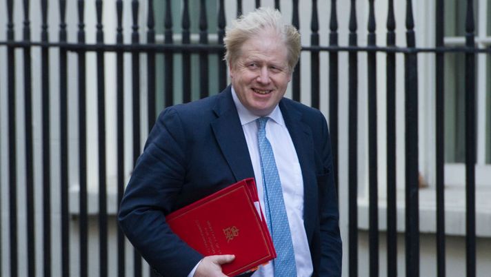 Boris Johnson: “Vietare ingresso allo stadio agli autori dei commenti razzisti” Boris Johnson: “Vietare ingresso allo stadio agli autori dei commenti razzisti”