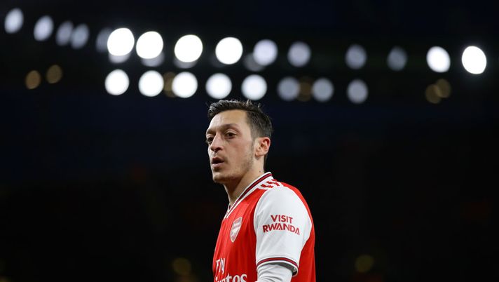 LONDON, ENGLAND - FEBRUARY 16: Mesut Özil of Arsenal in action during the Premier League match between Arsenal FC and Newcastle United at Emirates Stadium on February 16, 2020 in London, United Kingdom. (Photo by Richard Heathcote/Getty Images) LONDON, ENGLAND - FEBRUARY 16: Mesut Özil of Arsenal in action during the Premier League match between Arsenal FC and Newcastle United at Emirates Stadium on February 16, 2020 in London, United Kingdom. (Photo by Richard Heathcote/Getty Images)