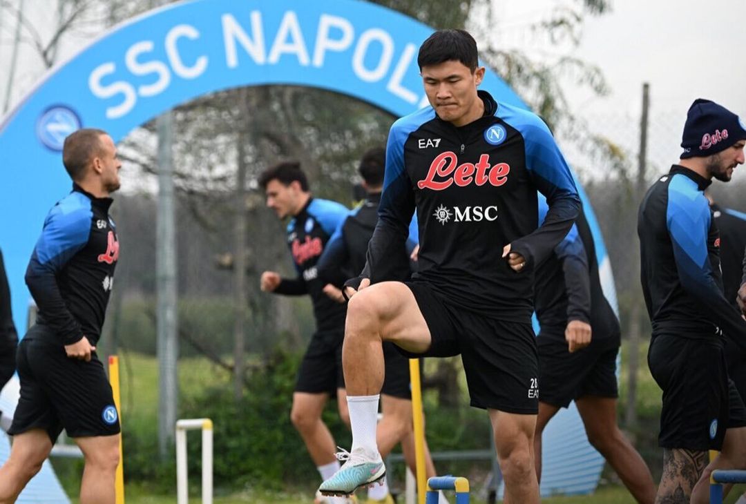 GALLERY Gli scatti della sessione odierna in vista del Milan: Kim e Kvara sorridenti - immagine 3