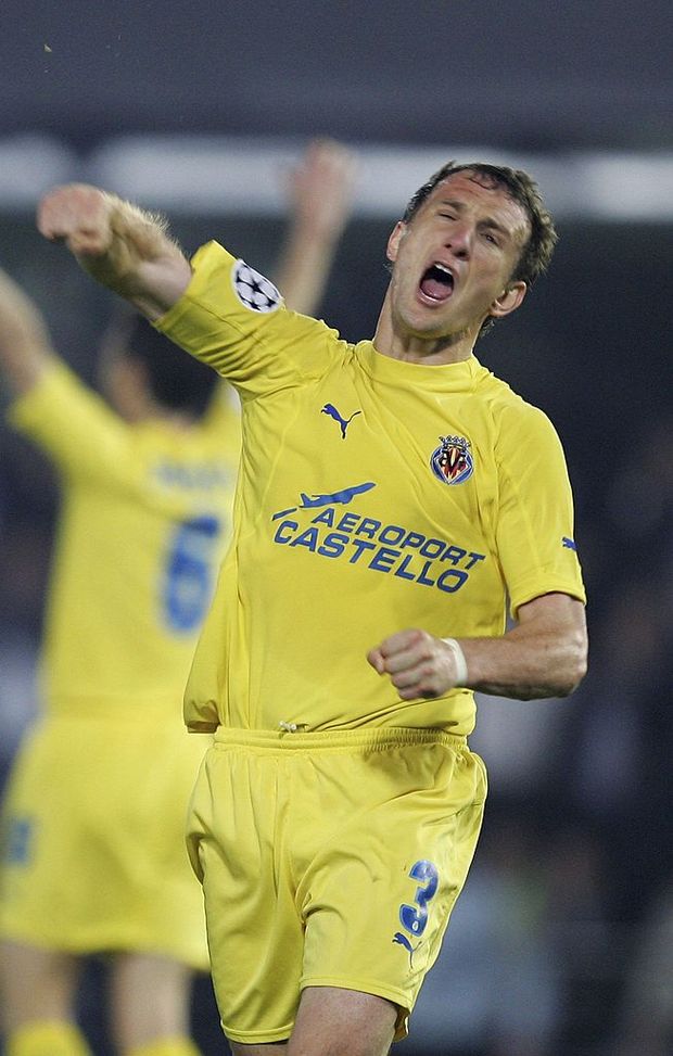 Rodolfo Arruabarrena contro l'Inter nel 2006 (Photo by Denis Doyle/Getty Images) Rodolfo Arruabarrena contro l'Inter nel 2006 (Photo by Denis Doyle/Getty Images)
