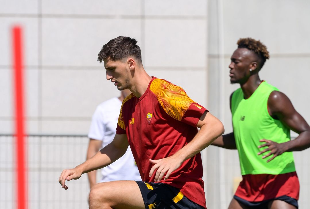 Seduta mattutina per la Roma a Tel Aviv – FOTO GALLERY - immagine 29