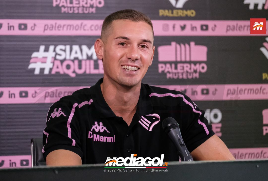 FOTO RITIRO PALERMO, La conferenza stampa di Ivan Marconi (Gallery)- immagine 1