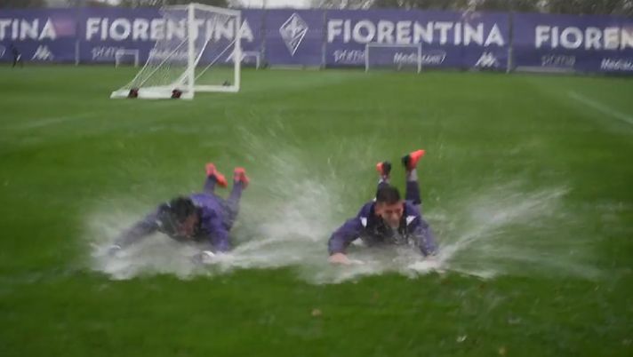 FOTO – Nico e Torreira si godono Firenze. Visita al Ponte Vecchio per i Viola - immagine 1