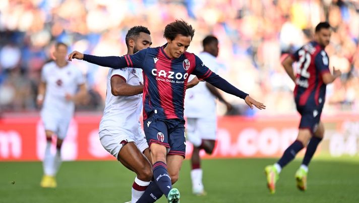 BOLOGNA, ITALY - NOVEMBER 06: Emanuel Vignato of Bologna FC in action during the Serie A match between Bologna FC and Torino FC at Stadio Renato Dall'Ara on November 06, 2022 in Bologna, Italy. (Photo by Alessandro Sabattini/Getty Images) Vignato al fantacalcio, occhio alla novità: è a un passo da una squadra di Serie A - immagine 1