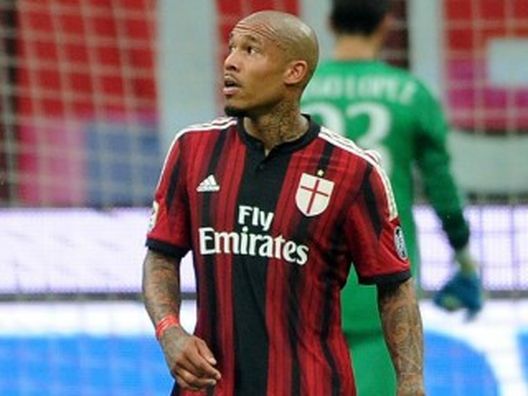 Nigel De Jong (fonte foto: m.bolabanget.com) Nigel De Jong (fonte foto: m.bolabanget.com)