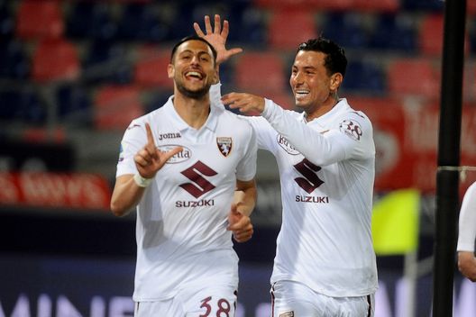 BOLOGNA, ITALY - APRIL 21: Rolando Mandragora of Torino FC celebrates after scoring a goal during the Serie A match between Bologna FC and Torino FC at Stadio Renato Dall'Ara on April 21, 2021 in Bologna, Italy. (Photo by Mario Carlini / Iguana Press/Getty Images) BOLOGNA, ITALY - APRIL 21: Rolando Mandragora of Torino FC celebrates after scoring a goal during the Serie A match between Bologna FC and Torino FC at Stadio Renato Dall'Ara on April 21, 2021 in Bologna, Italy. (Photo by Mario Carlini / Iguana Press/Getty Images)