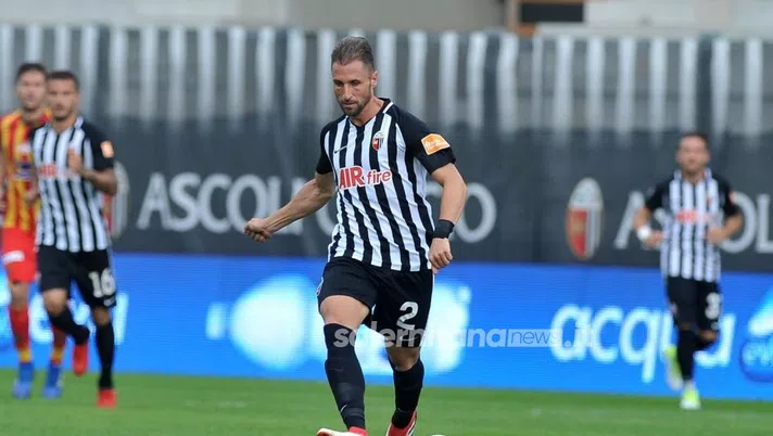 Mercato Padova, quasi fatta per il difensore italo-argentino Valentini