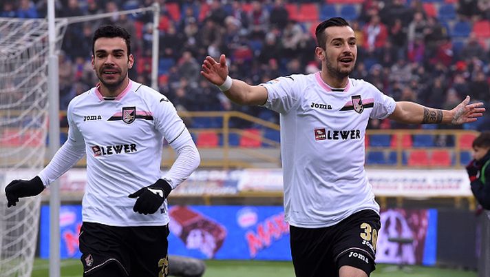 BOLOGNA, ITALY - NOVEMBER 20:  Ilija Nestorovski of Palermo celebrates after scoring the opening goal during the Serie A match between Bologna FC and US Citta di Palermo at Stadio Renato Dall'Ara on November 20, 2016 in Bologna, Italy.  (Photo by Tullio M. Puglia/Getty Images) 