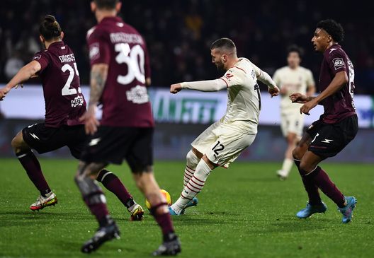 Salernitana-Milan 2-2, stagione 2021-2022. Rebic segna il gol del pareggio (getty images) Salernitana-Milan 2-2, stagione 2021-2022. Rebic segna il gol del pareggio (getty images)