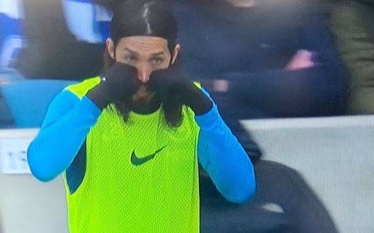 Schelotto mentre deride Zaha Schelotto mentre deride Zaha