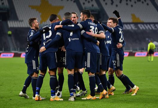 I giocatori della Juventus esultano contro il Sassuolo I giocatori della Juventus esultano contro il Sassuolo