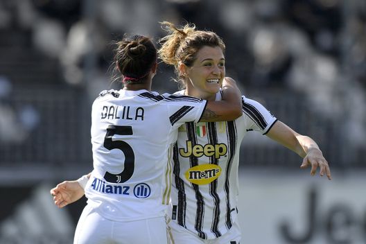 VINOVO, ITALY - MARCH 28: Cristiana Girelli of Juventus celebrates with Dalila Ippolito after scoring a goal during the Women Serie A match between Juventus and Pink Bari at Juventus Center Vinovo on March 28, 2021 in Vinovo, Italy. (Photo by Filippo Alfero - Juventus FC/Juventus FC via Getty Images) VINOVO, ITALY - MARCH 28: Cristiana Girelli of Juventus celebrates with Dalila Ippolito after scoring a goal during the Women Serie A match between Juventus and Pink Bari at Juventus Center Vinovo on March 28, 2021 in Vinovo, Italy. (Photo by Filippo Alfero - Juventus FC/Juventus FC via Getty Images)