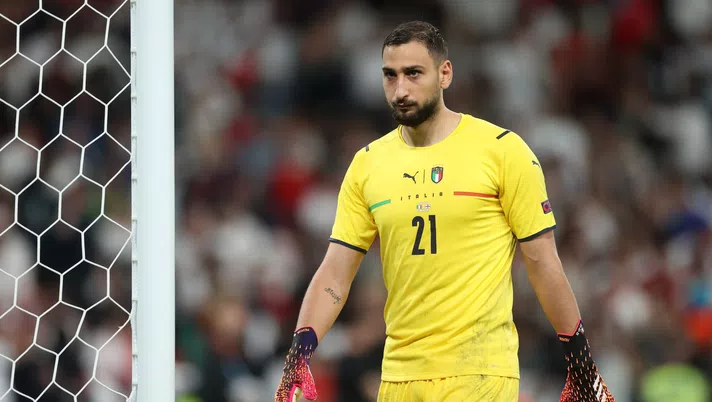 LONDON, ENGLAND - JULY 11: Gianluigi Donnarumma of Italy looks on before the penalty shoot out during the UEFA Euro 2020 Championship Final between Italy and England at Wembley Stadium on July 11, 2021 in London, England. (Photo by Carl Recine - Pool/Getty Images)