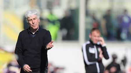 FLORENCE, ITALY - FEBRUARY 20: Gian Piero Gasperini manager of Atalanta BC gestures during the Serie A match between ACF Fiorentina and Atalanta BC at Stadio Artemio Franchi on February 20, 2022 in Florence, Italy. (Photo by Gabriele Maltinti/Getty Images) FLORENCE, ITALY - FEBRUARY 20: Gian Piero Gasperini manager of Atalanta BC gestures during the Serie A match between ACF Fiorentina and Atalanta BC at Stadio Artemio Franchi on February 20, 2022 in Florence, Italy. (Photo by Gabriele Maltinti/Getty Images)