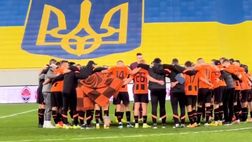 Era asserragliato nelle acciaierie Azovstal: Dianov applaude lo Shakhtar per il derby vinto
