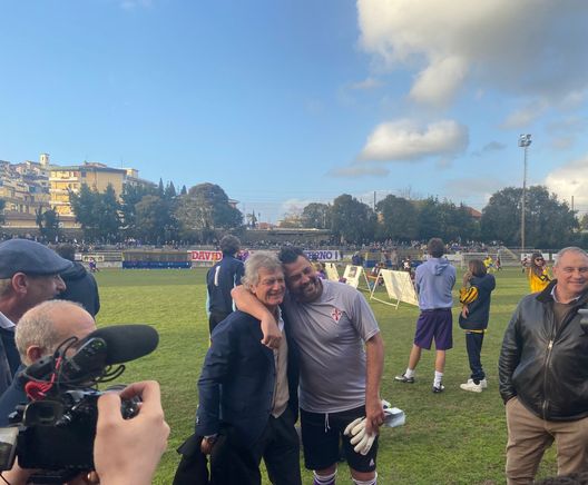 FOTO VN – “Ricordando Davide Astori”, abbracci e sorrisi tra Frey e Antognoni - immagine 1