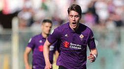 Fiorentina, Vlahovic: “Penso alla maglia viola, a Firenze sto bene. Rinnovo del contratto? Rispondo così”