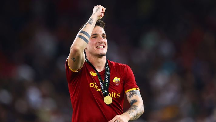 Roma, arriva anche il ricordo di Zaniolo per l’anniversario della Conference - immagine 1