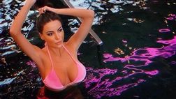 Marialuisa Jacobelli, il bikini infiamma Instagram: forme perfette per la conduttrice