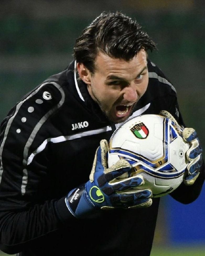 Dimitrievski, il portiere macedone anti-Italia: gioca con la maglia del River, ma ama il Boca…- immagine 2