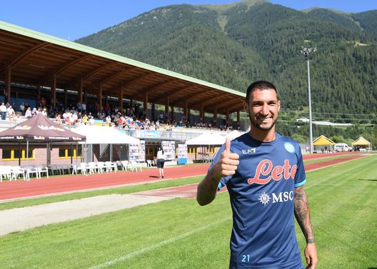 Foto SSCN FOTO Politano e Rrahmani sono a Dimaro, subito in campo per l’allenamento- immagine 2