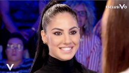 Giulia De Lellis innamoratissima: “Iannone è la mia persona. Mi ha conquistato così…”