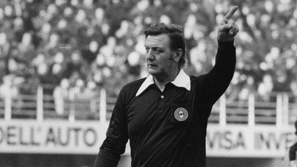 Foto Gazzetta dello Sport Morto all’età di 91 anni l’ex arbitro Alberto Michelotti- immagine 2
