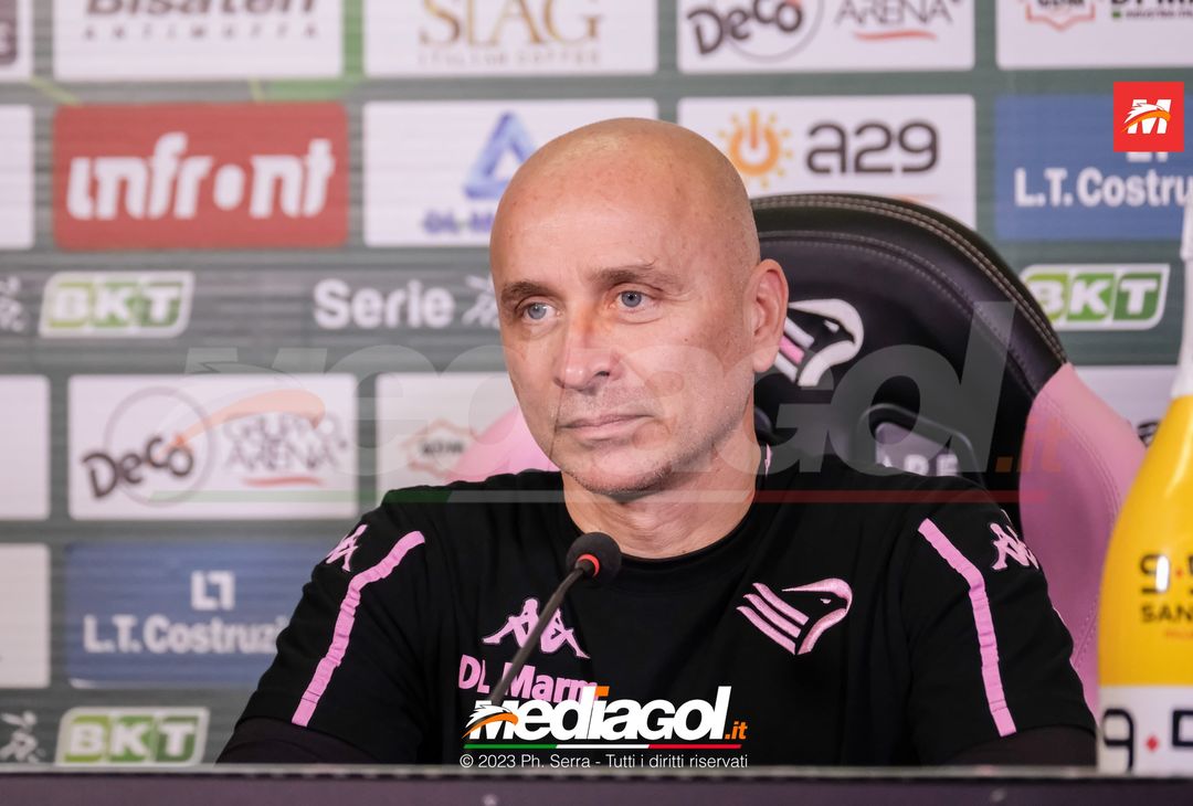 FOTO PALERMO, verso il l’Ascoli: Mister Eugenio Corini in sala stampa (Gallery) - immagine 6