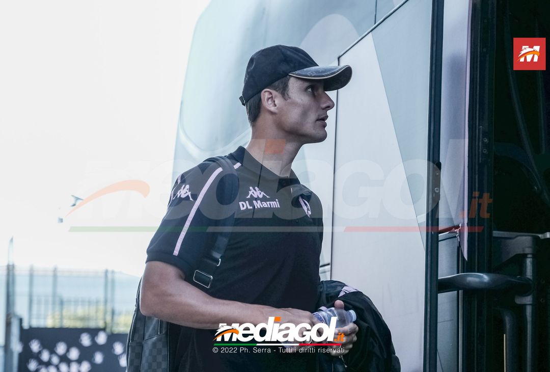 FOTO Palermo, i rosanero verso Manchester: la partenza dal “Renzo Barbera” (Gallery) - immagine 41