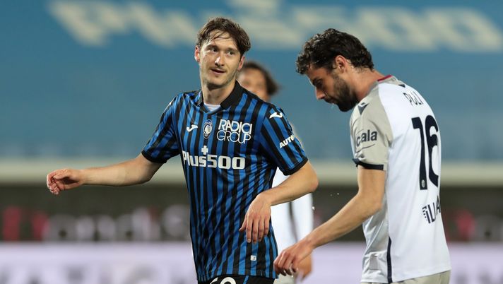 BERGAMO, ITALY - APRIL 25: Aleksey Miranchuk of Atalanta BC celebrates after scoring their team's fifth goal during the Serie A match between Atalanta BC and Bologna FC at Gewiss Stadium on April 25, 2021 in Bergamo, Italy. Sporting stadiums around Italy remain under strict restrictions due to the Coronavirus Pandemic as Government social distancing laws prohibit fans inside venues resulting in games being played behind closed doors. (Photo by Emilio Andreoli/Getty Images) BERGAMO, ITALY - APRIL 25: Aleksey Miranchuk of Atalanta BC celebrates after scoring their team's fifth goal during the Serie A match between Atalanta BC and Bologna FC at Gewiss Stadium on April 25, 2021 in Bergamo, Italy. Sporting stadiums around Italy remain under strict restrictions due to the Coronavirus Pandemic as Government social distancing laws prohibit fans inside venues resulting in games being played behind closed doors. (Photo by Emilio Andreoli/Getty Images)
