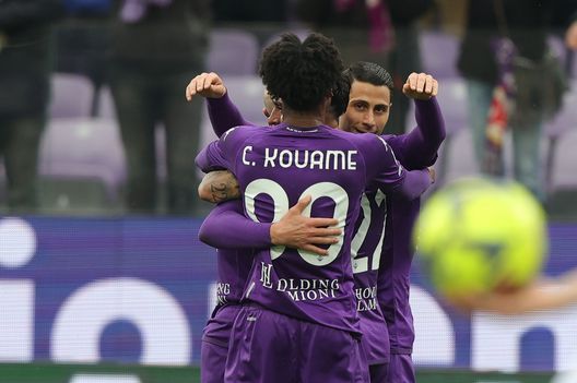 FLORENCE, ITALY - MARCH 19: Nicolas Ivan Gonzalez of ACF Fiorentina celebrates after scoring a goal during the Serie A match between ACF Fiorentina and US Lecce at Stadio Artemio Franchi on March 19, 2023 in Florence, Italy. (Photo by Gabriele Maltinti/Getty Images) CorFio: “Gallo fa cantare i Viola. La Fiorentina non specula mai”- immagine 2