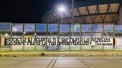 Palermo, altro striscione ultras contro Mirri ed il club: “Società in vendita, ti è già finita la pazienza? Dov’è finita la tua appartenenza?”