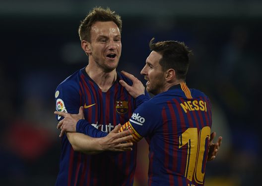 Rakitic Messi (getty images) Rakitic Messi (getty images)