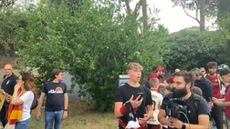 VIDEO – Cristian Totti presente al corteo giallorosso per la vittoria in Conference