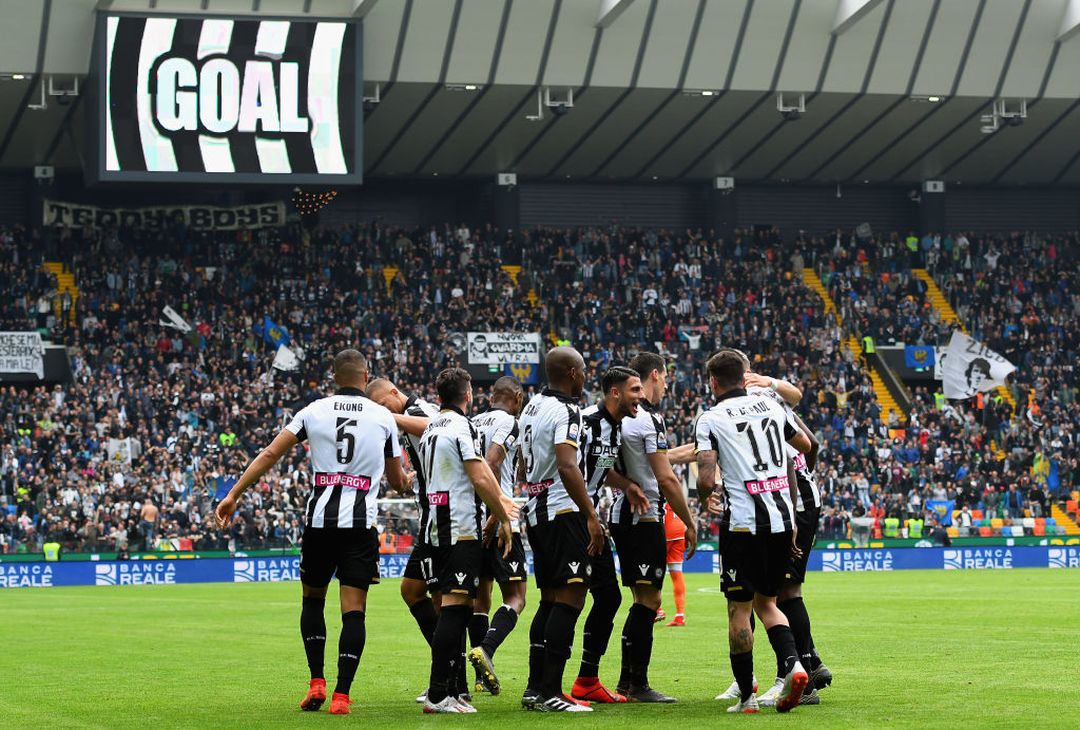  UDINE, ITALY - MAY 18:  Stefano Okaka of Udinese Calcio celebrates after scoring his team's third goal during the Serie A match between Udinese and SPAL at Friuli Stadium on May 18, 2019 in Udine, Italy.  (Photo by Alessandro Sabattini/Getty Images) 